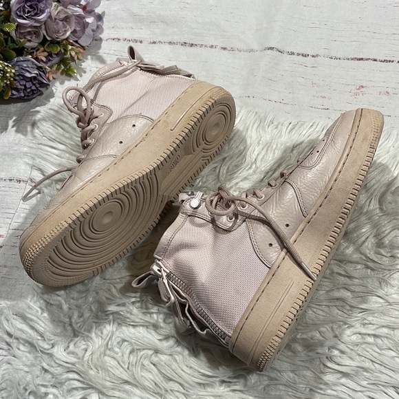 Nike SF Air Force 1 MidSilt Red Canvas Mid Top Sneakers - Picture 7 of 11